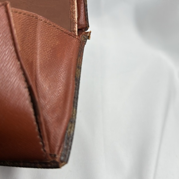 Louis Vuitton Brown Monogram CheckBook/ Long Wallet | Men’s | Pre-Owned | - Picture 14 of 14